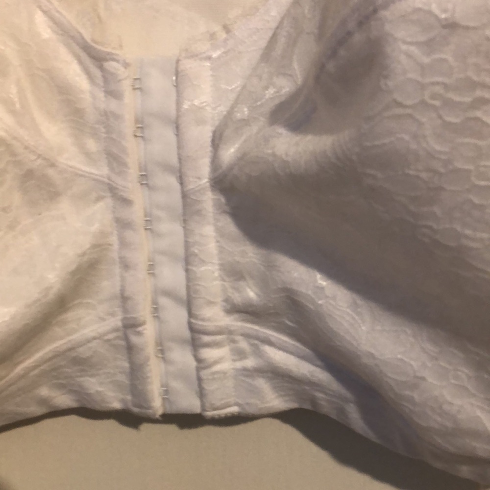 NWT comfortchoice white bra Size 54DD - Picture 2 of 6